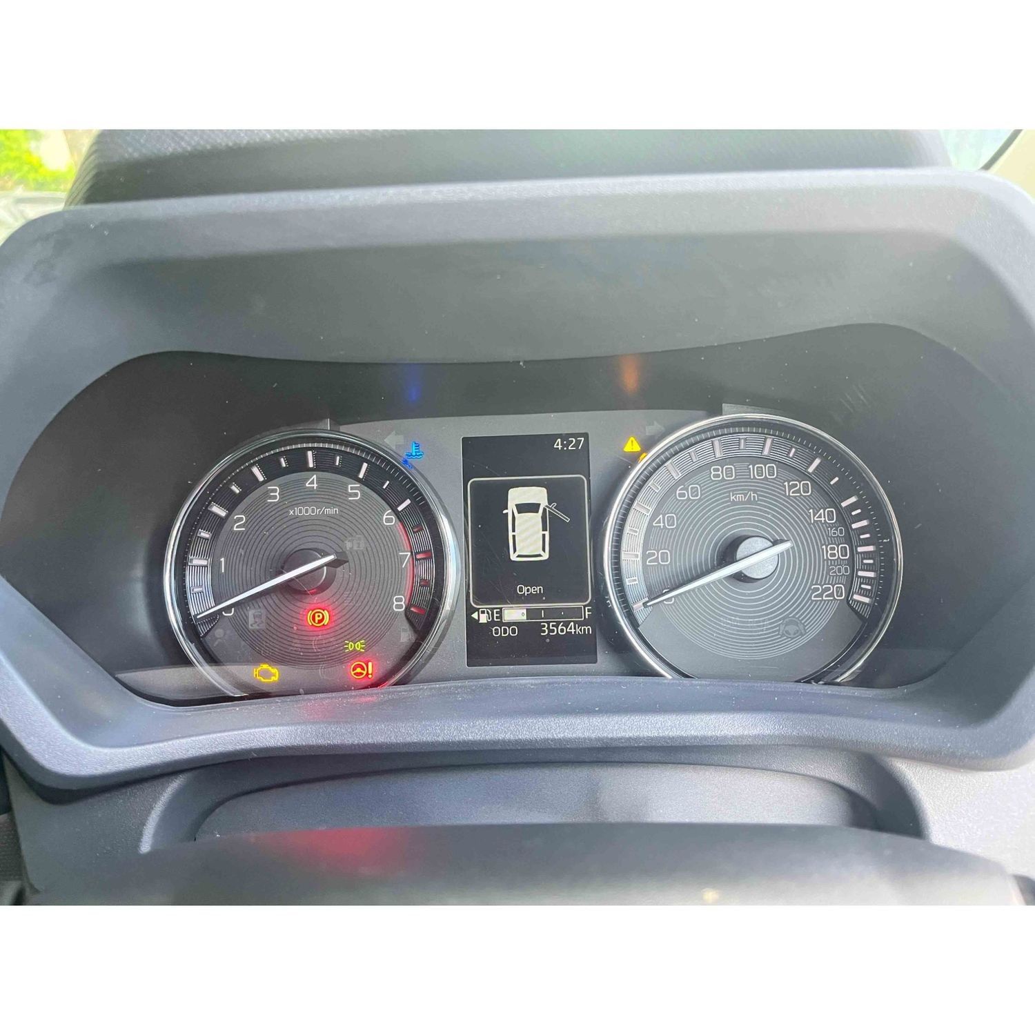 AVANZA 1.5 G M/T - DB 1664 KL 5